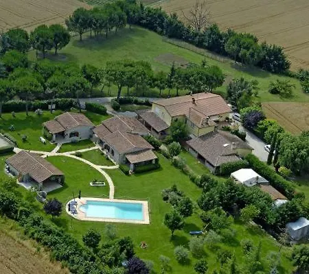 Апартаменты Trilocale Casale Pino *